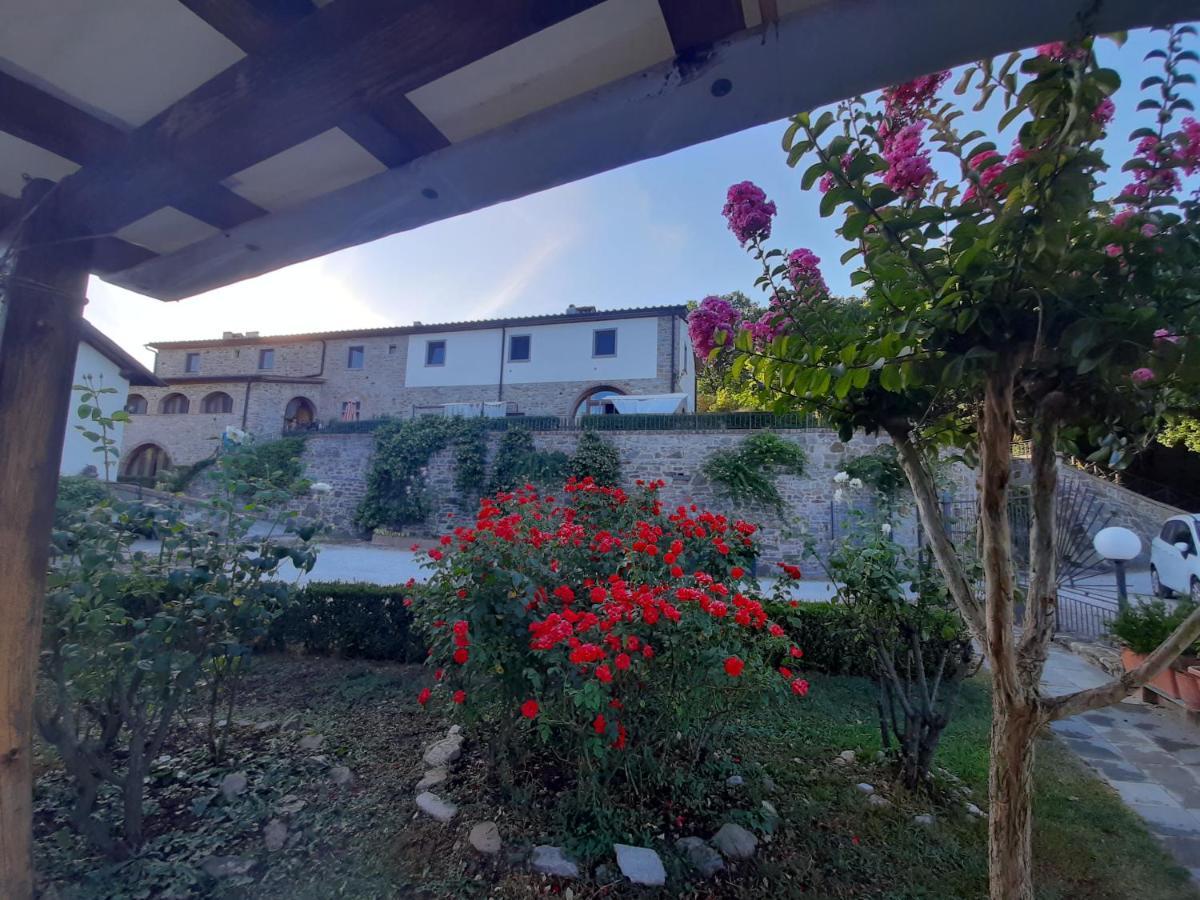 Casa Vacanze Borgo La Fratta Barberino di Mugello Luaran gambar