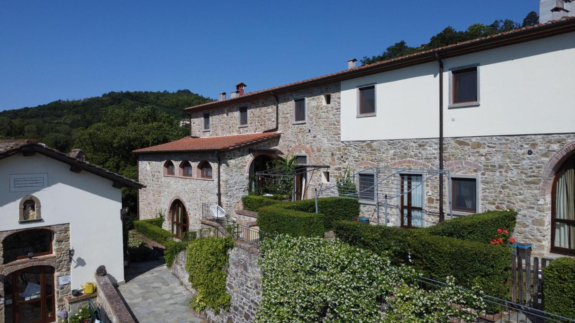 Casa Vacanze Borgo La Fratta Barberino di Mugello Luaran gambar